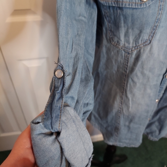 New Look Button-Down Top NWT Size Large - Picture 3 of 10